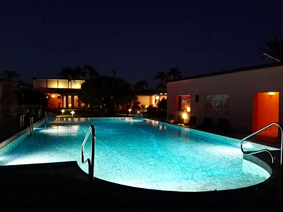 Hotel Eros