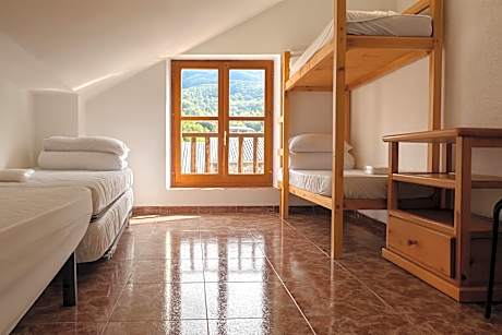 Cama Hab Compartida - Albergue Tritón Villanúa