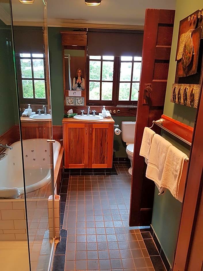 Bridgefield Guest House