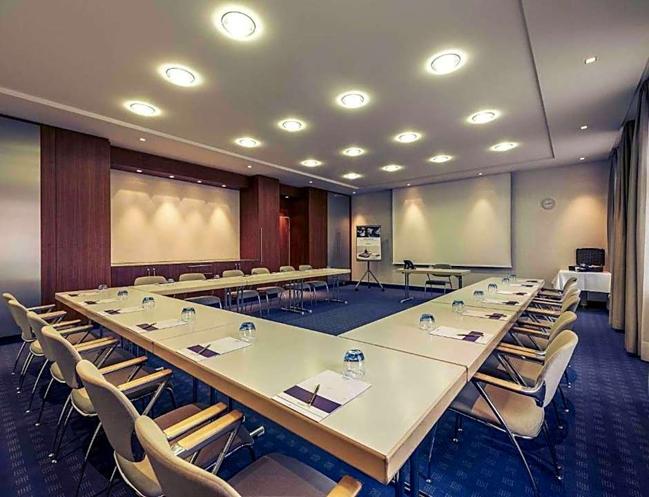 Sunday Hotel Munchen Airport Freising