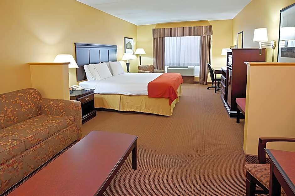 Holiday Inn Express Hotel & Suites Louisville South-Hillview By IHG