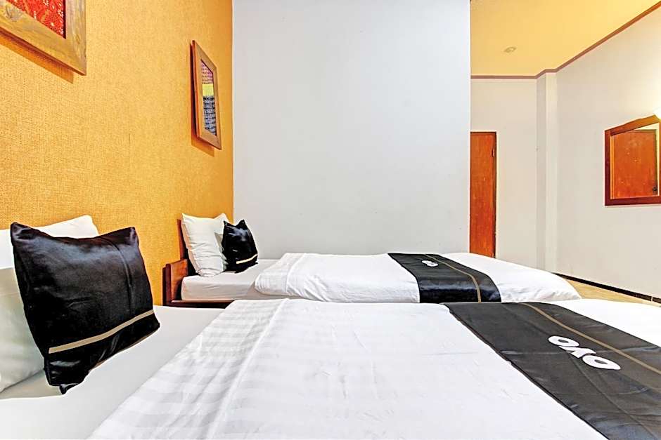Super OYO Capital O 93240 Candra Dewi Hotel