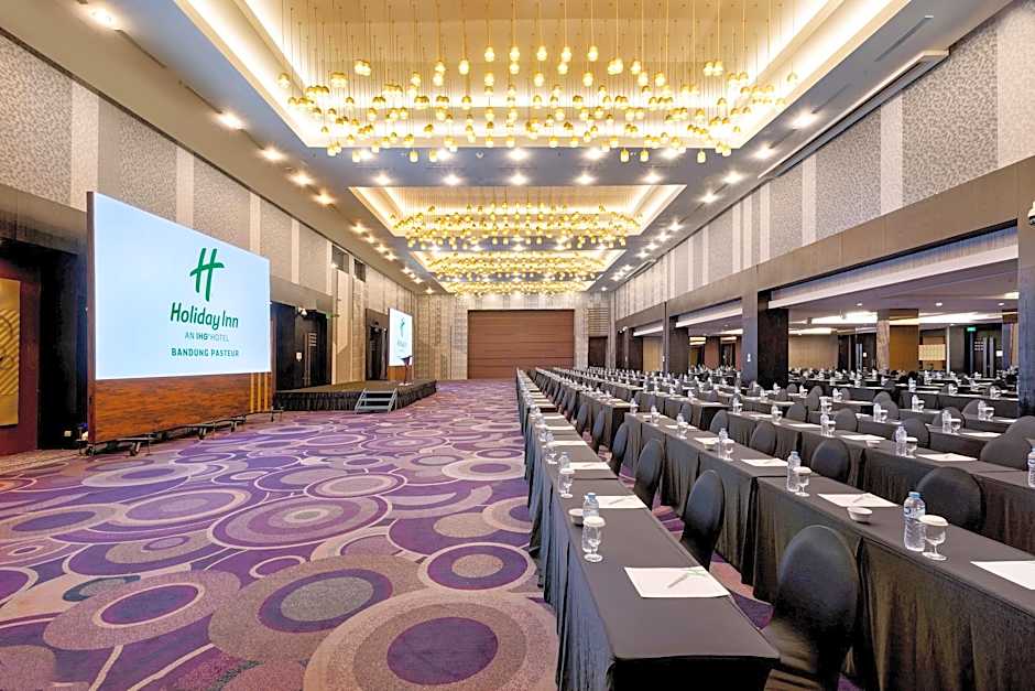 Holiday Inn Bandung Pasteur By IHG