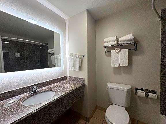 Quality Inn & Suites Houma