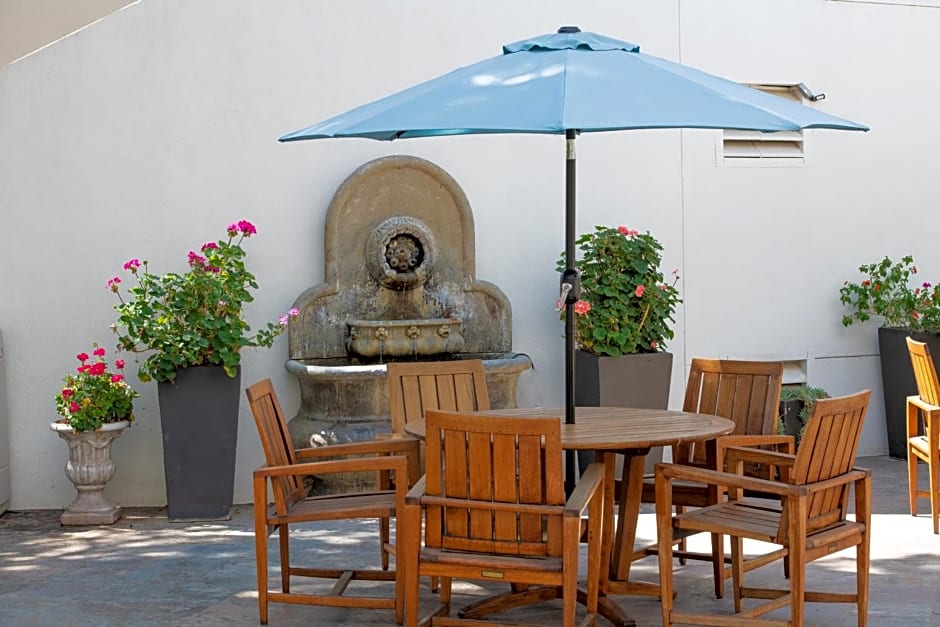 Crowne Plaza Cabana Hotel By IHG