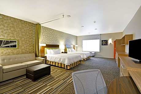 Queen Studio with Two Queen Beds - Mobility Access/Non-Smoking