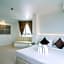 Thongtarin Hotel (SHA Plus)