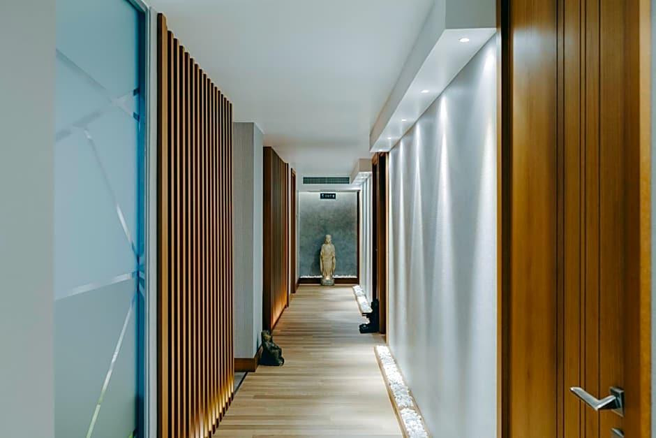 The Arkin Colony Hotel