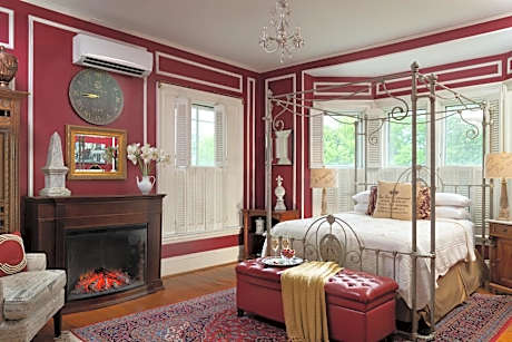 Premium Queen Room with Bay View