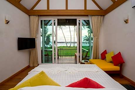 Villa - Beach Front