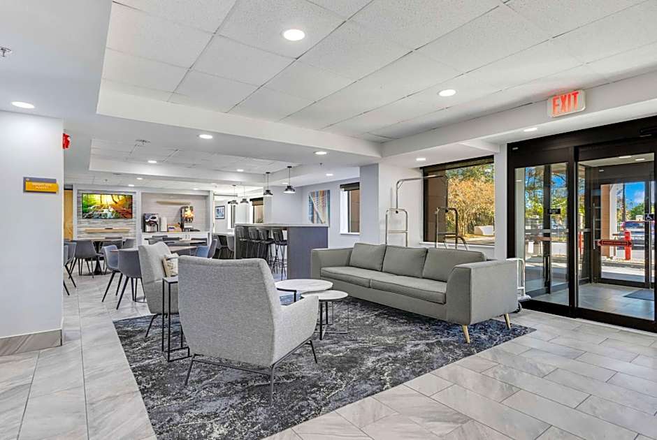 La Quinta Inn & Suites by Wyndham Jacksonville Mandarin