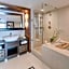 Carillon Miami Wellness Resort