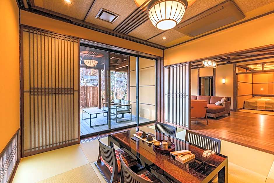 Tsuta Onsen Ryokan