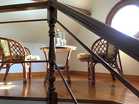 Rose Garden Mezzanine