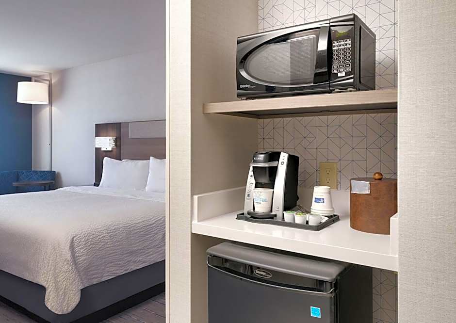 Holiday Inn Express and Suites Helena By IHG