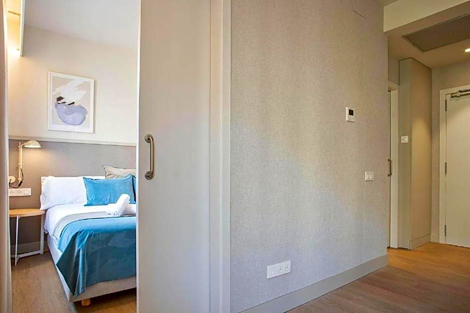 Fisa Rentals Ramblas Apartments