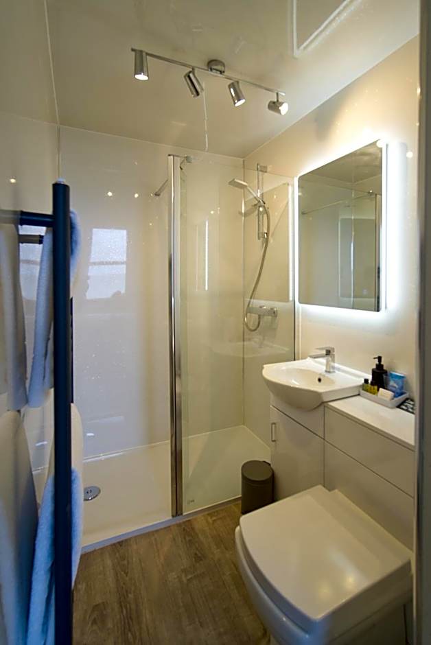 Glan Y Mor Hotel (Adult Only)