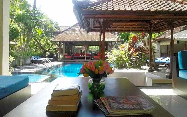 Taman Agung Hotel