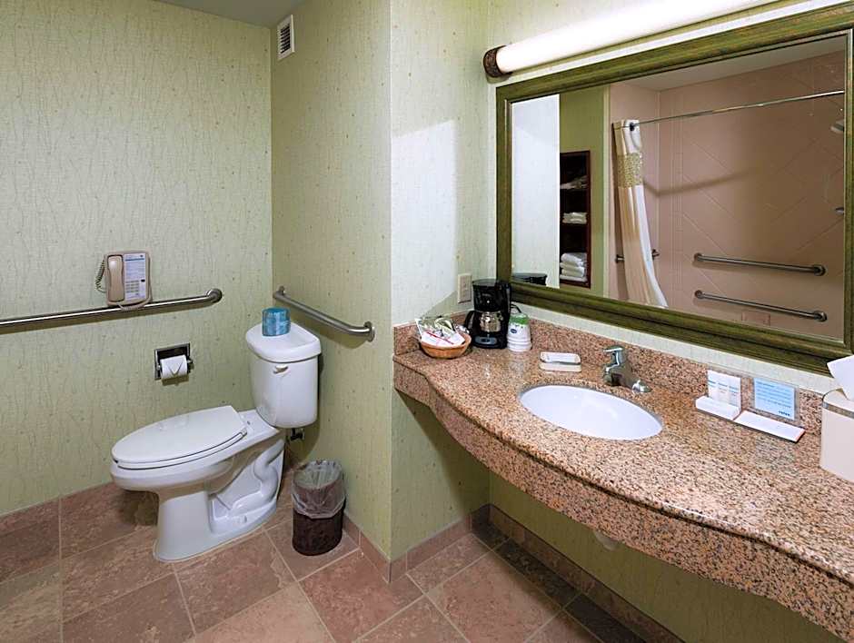 Hampton Inn By Hilton & Suites Rockland