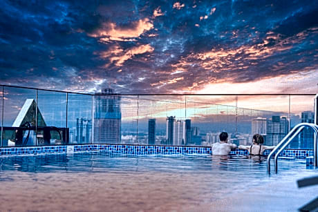 Luxcity Hotel & Apartment