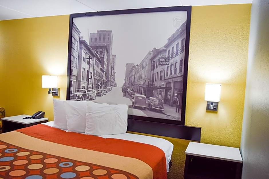Super 8 by Wyndham Raleigh Downtown South