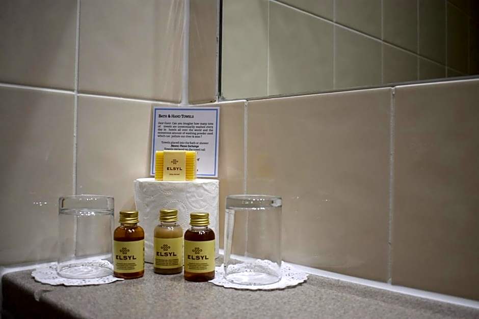 The Little Haven Hotel On The Beach