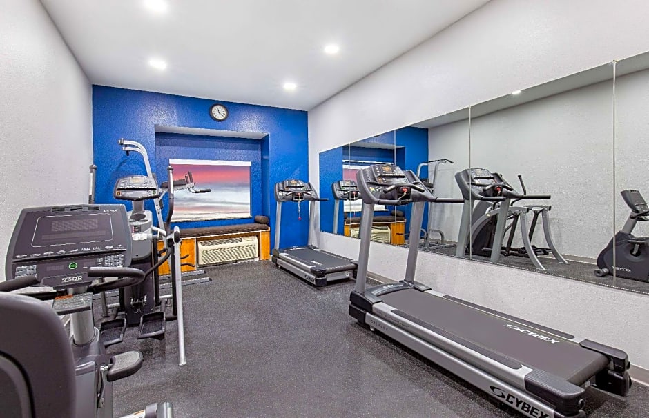 Microtel Inn and Suites by Wyndham