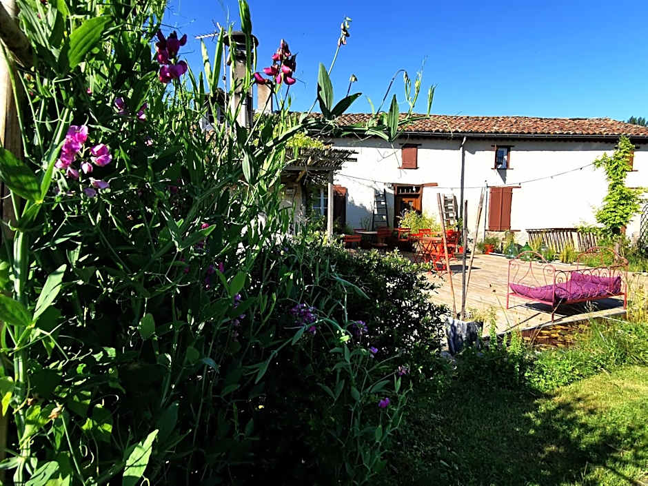 Logis Hotel Restaurant LA BARGUILLERE