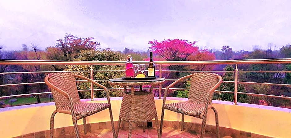 Quartz Himalayan Brothers