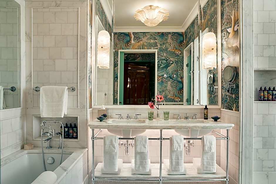 The Fifth Avenue Hotel