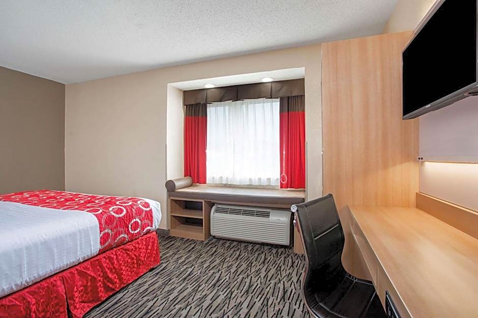 Microtel Inn & Suites By Wyndham Charleston South