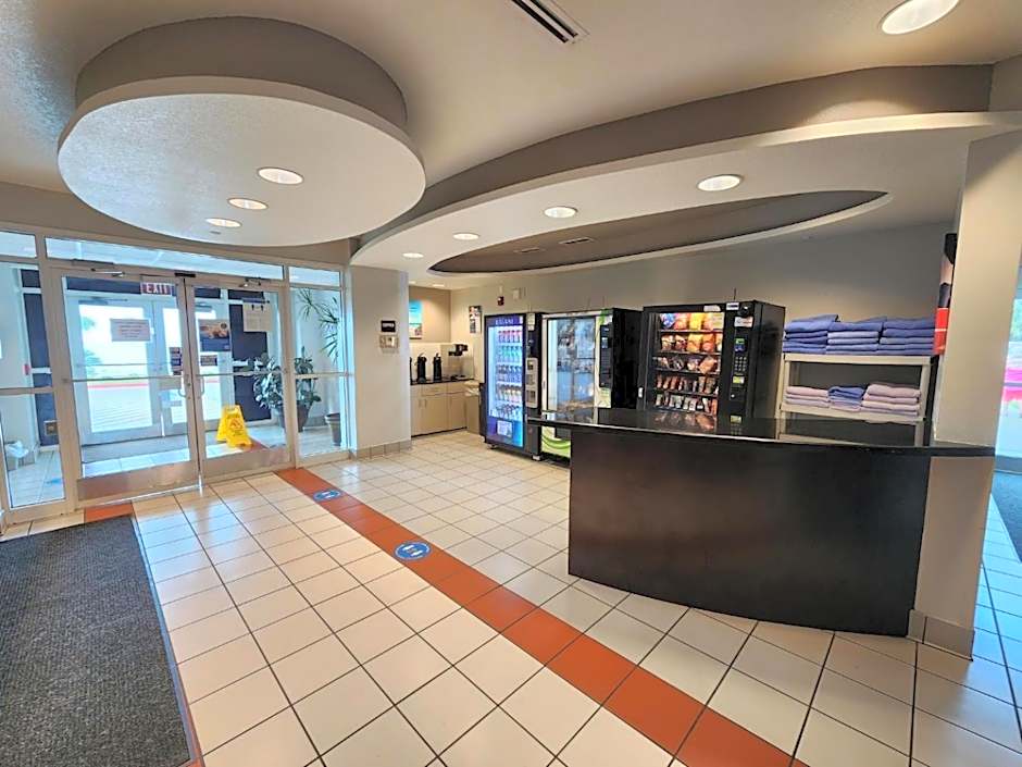 Motel 6-Biloxi, MS - Beach