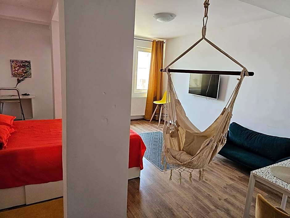 Private room at Ceausescu's place in Old City Unirii Square