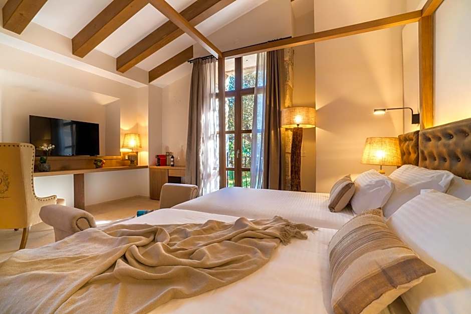 Hotel Creu de Tau Art&Spa-Adults only