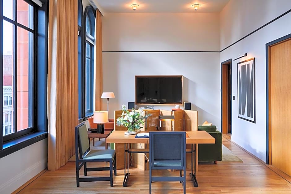 Shinola Hotel
