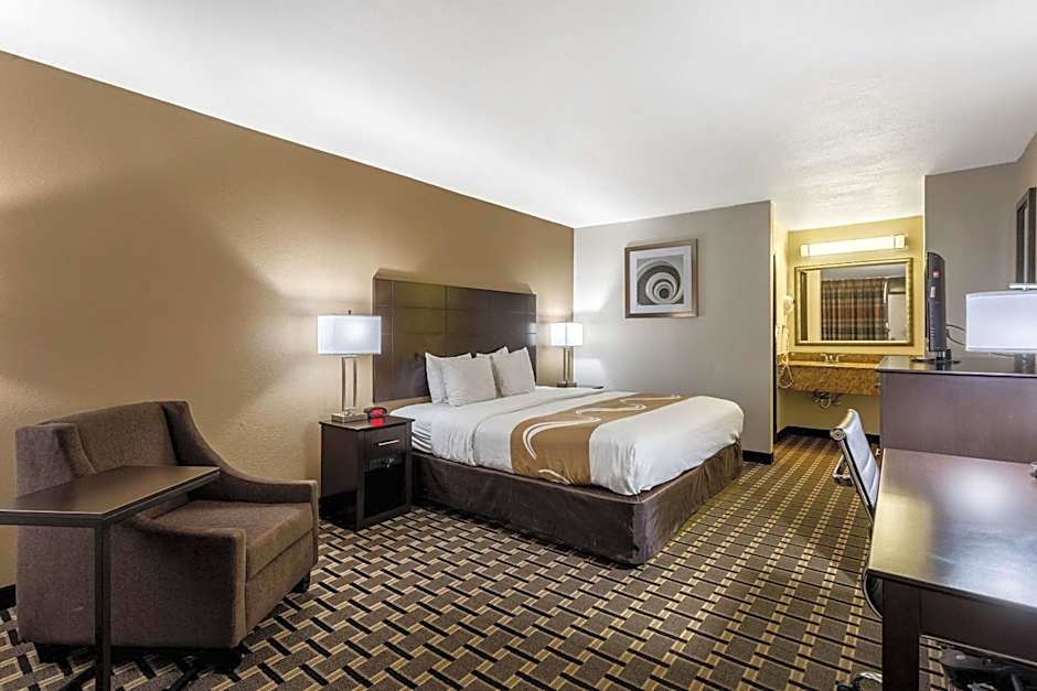 Quality Inn Tupelo Central