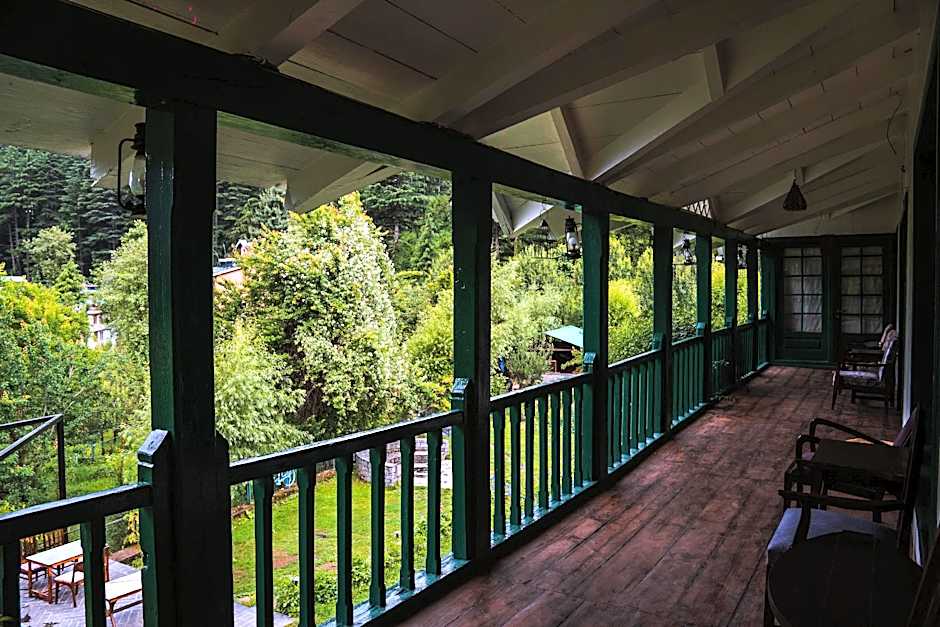 The Sunshine Heritage – Manali, PA
