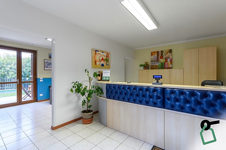 Hotiday Residence Garda