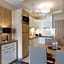 Silver Crown Hotel & Residence, Palace Quarter