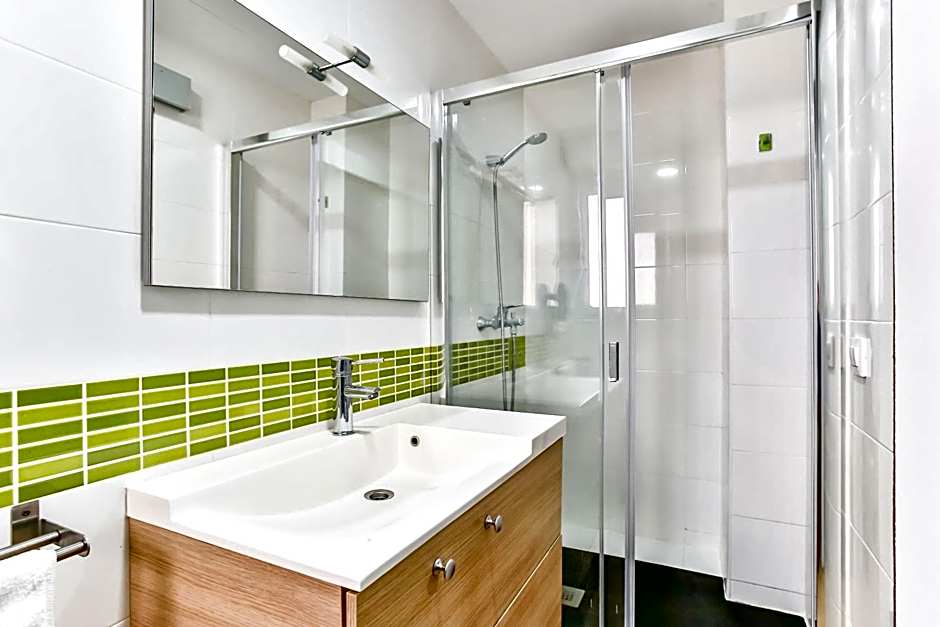 Laramond Barcelona Rooms