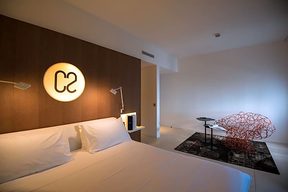 Hotel C2