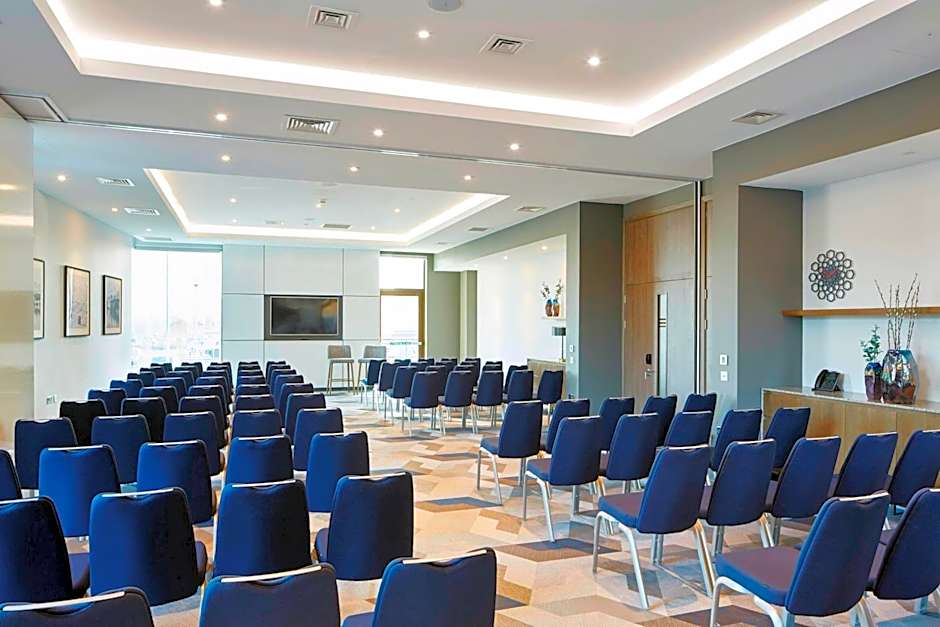 Courtyard by Marriott Oxford South