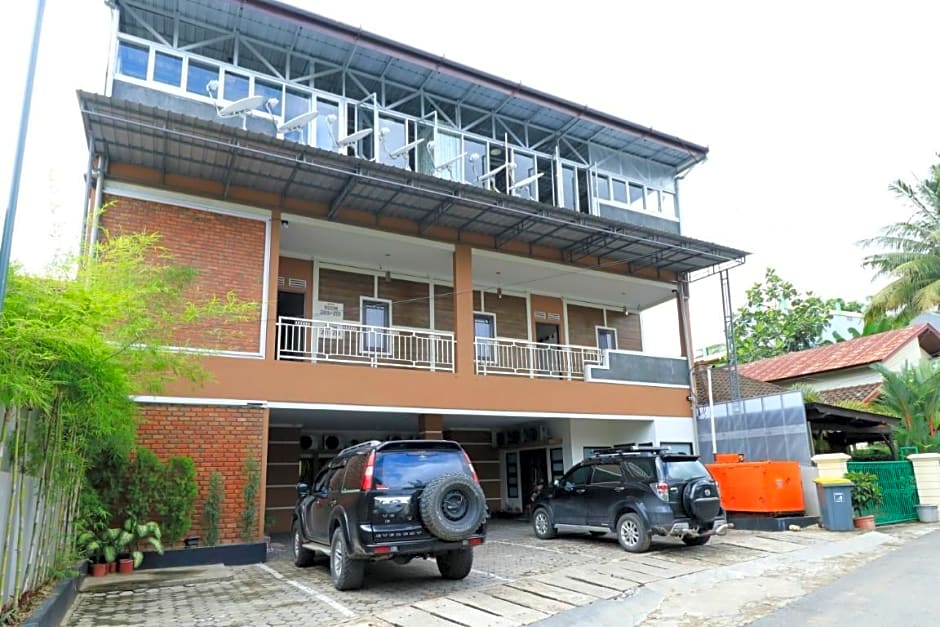 Photo 1 of 26 of Hotel Celia