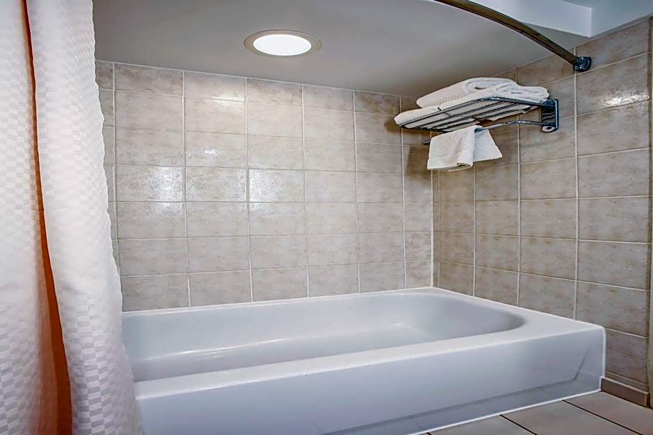 DoubleTree By Hilton Chicago Alsip