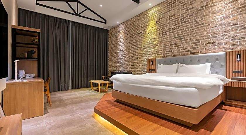 Schweizer Dorf Hotel