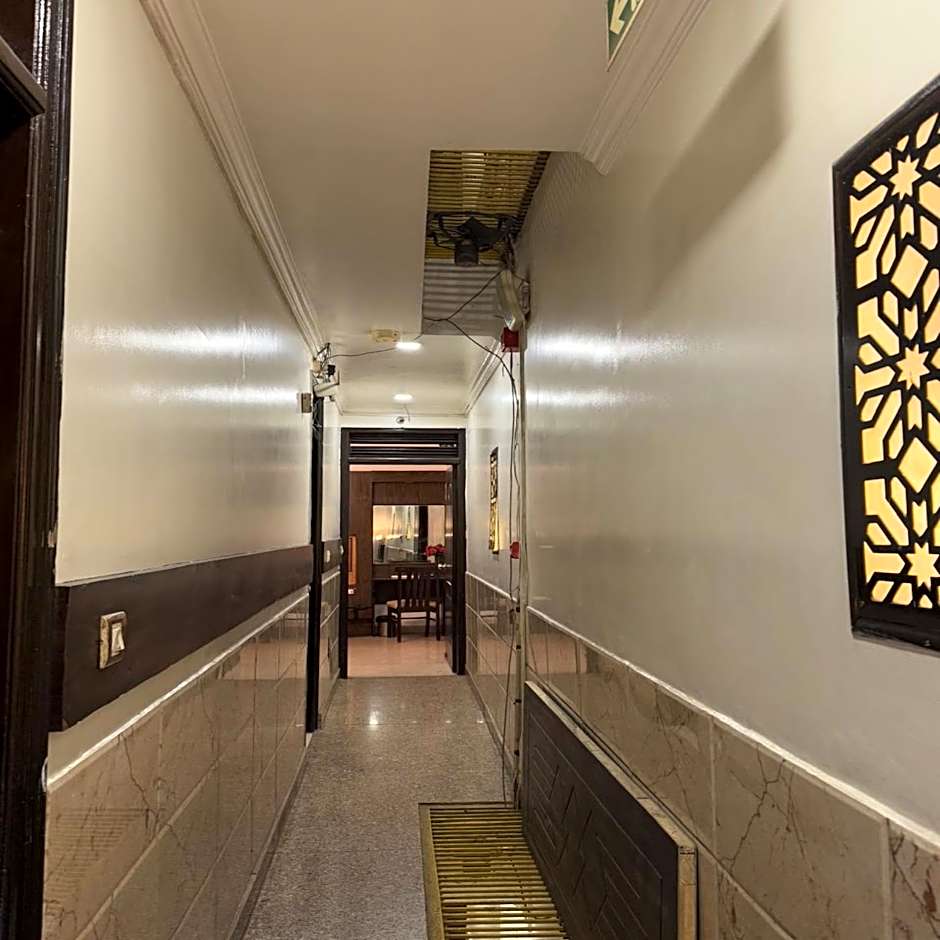 Hotel Shiv Palace – Delhi, NY