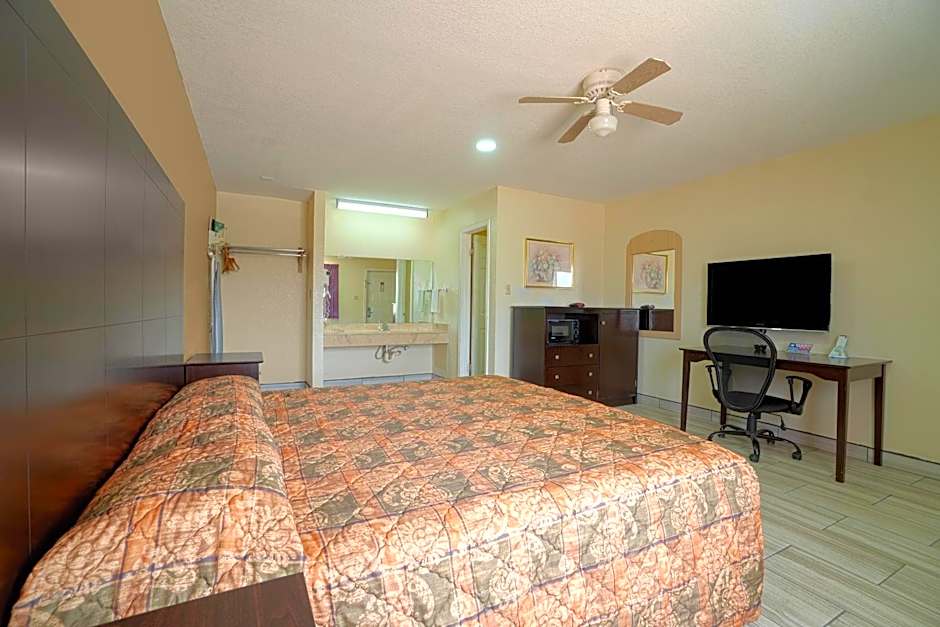 Texas Inn San Benito near Harlingen