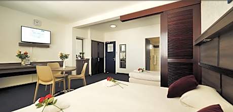 Superior Family Room