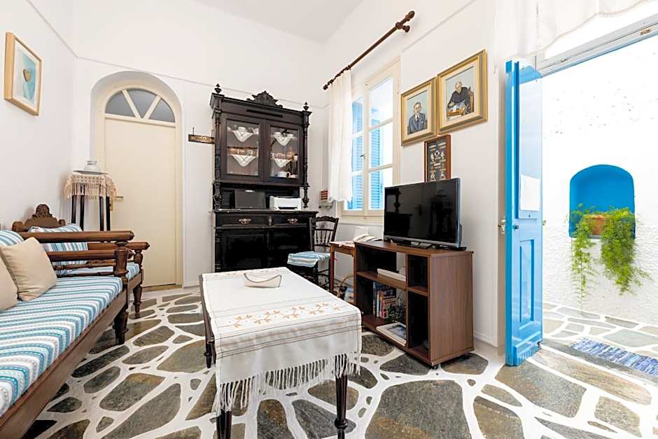 Hotel Dina