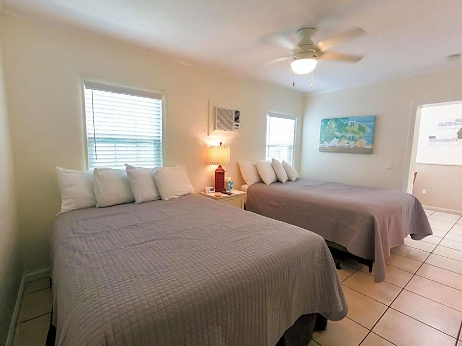 Haley's at Anna Maria Island Inn